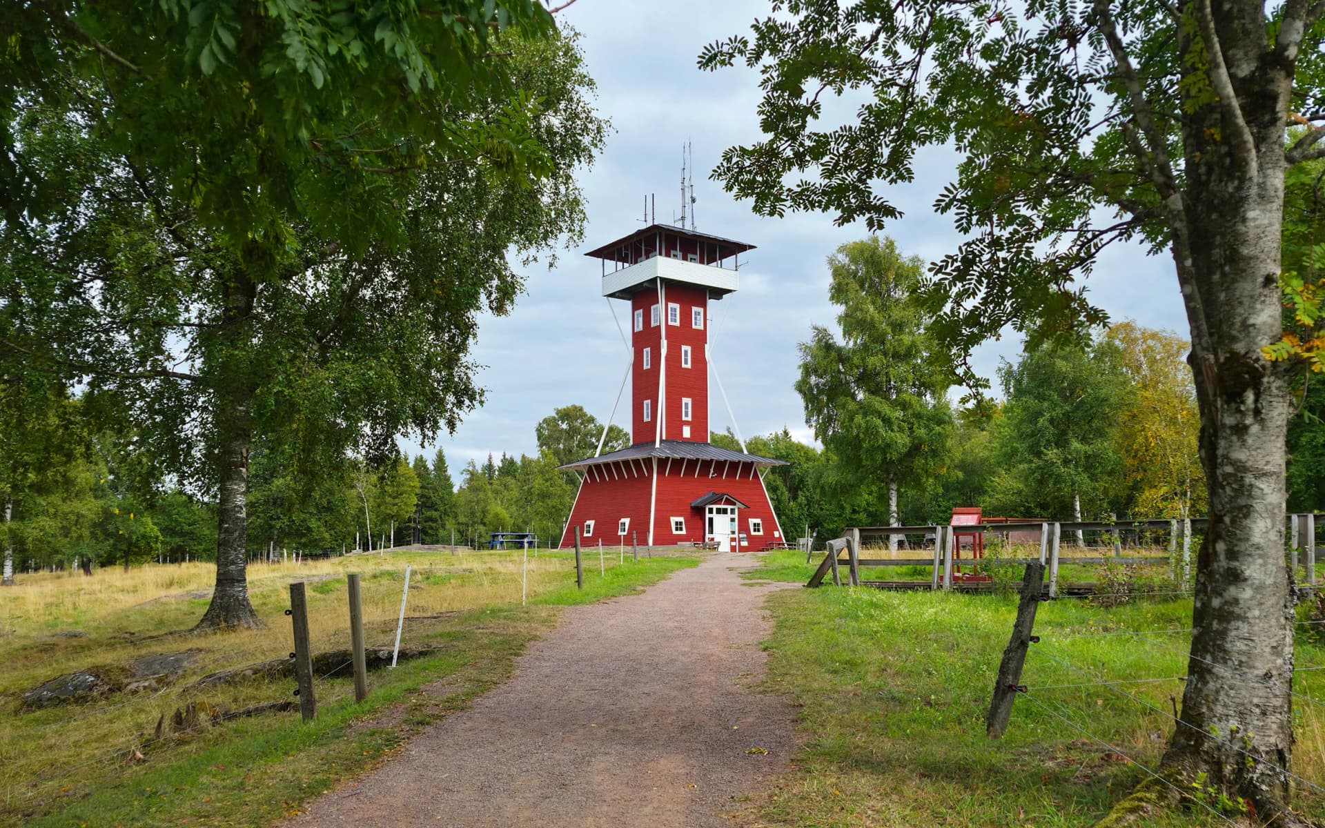 Red wooden lookout tower on Kinnekulle, Västergötland