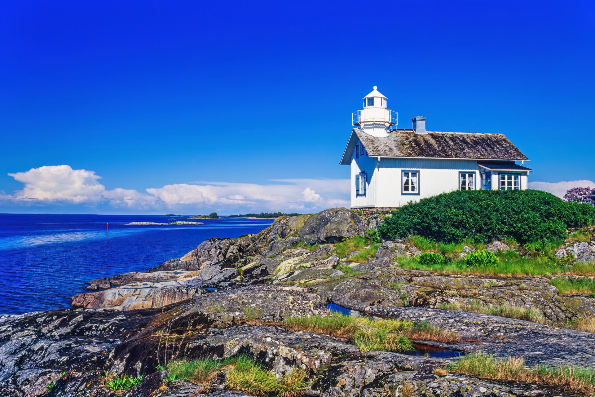 Lighthouse on the island of Naven in Lake Vänern