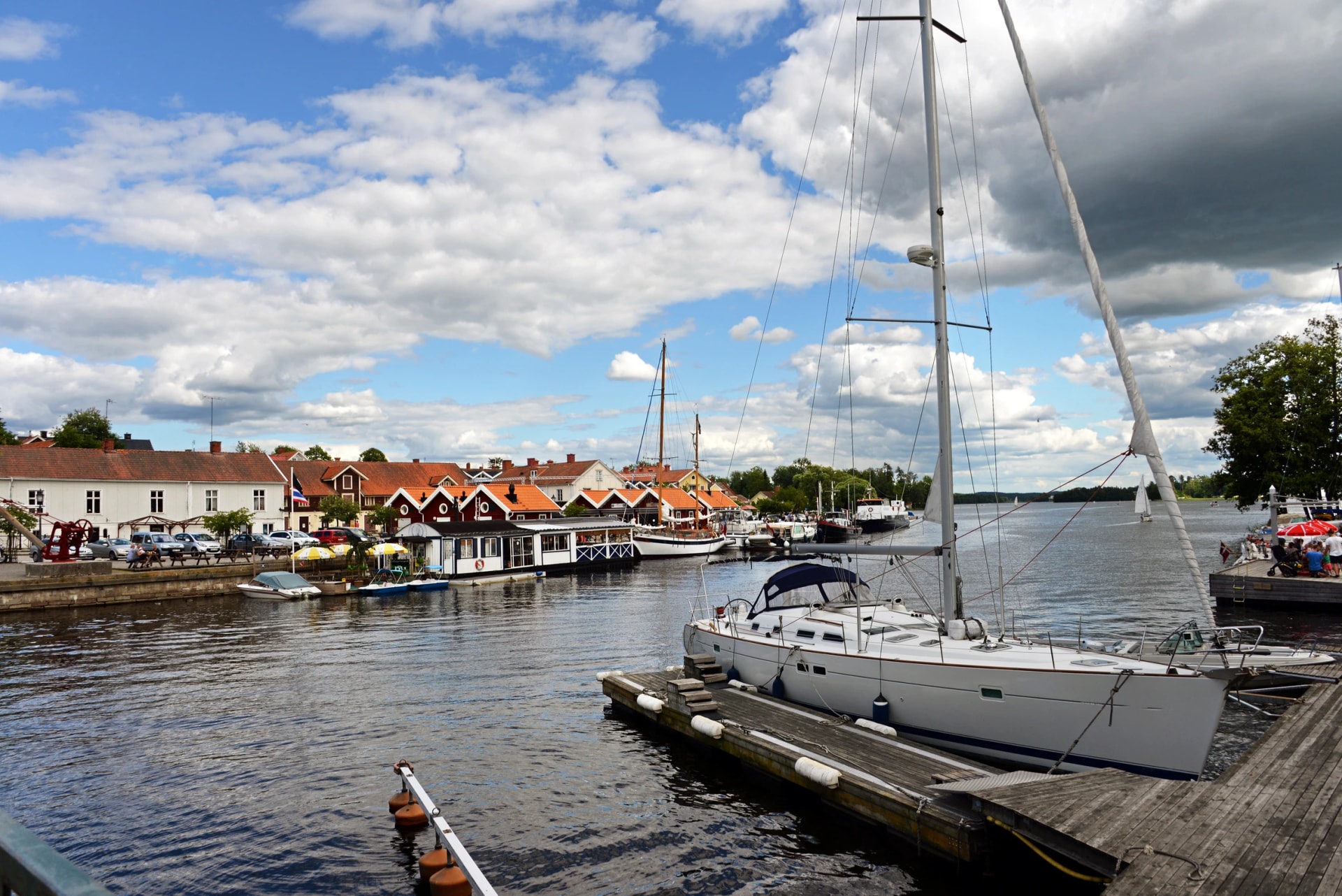 am idyllischen Hafen von Askersund Schweden